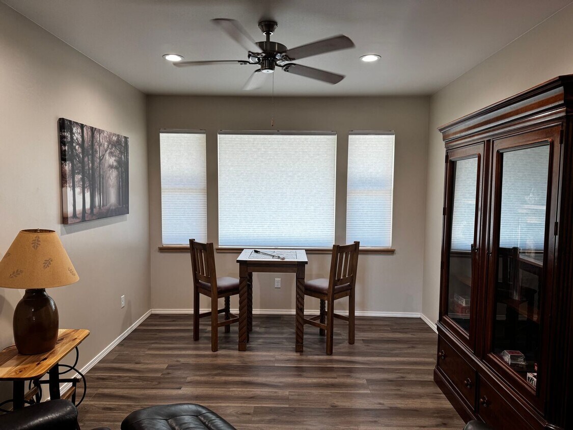 Foto principal - 6526 Johnson Ranch Rd