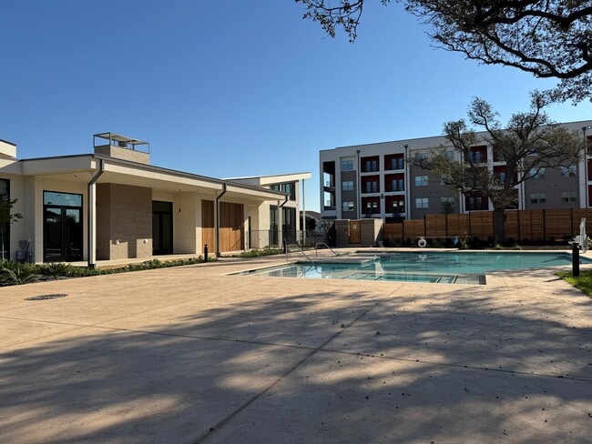 Bridge at Saffron Apartments in Northwest Austin, Texas - Bridge at Saffron