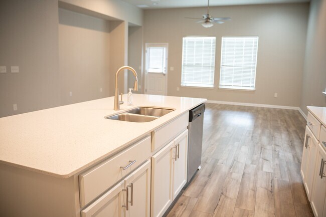 Foto del edificio - 532 Arrowhead Vine St