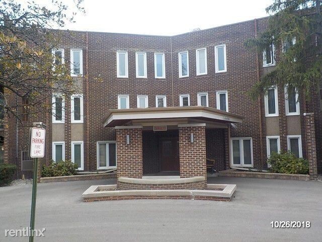 Foto principal - 2 br, 2 bath Condo - 1425 Sandpebble Dr