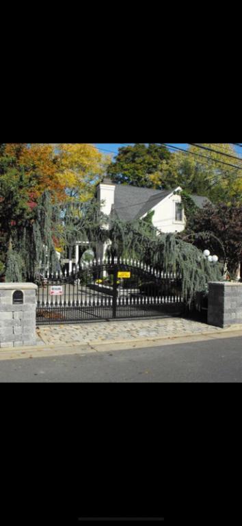 Foto del edificio - 907 Huff Avenue