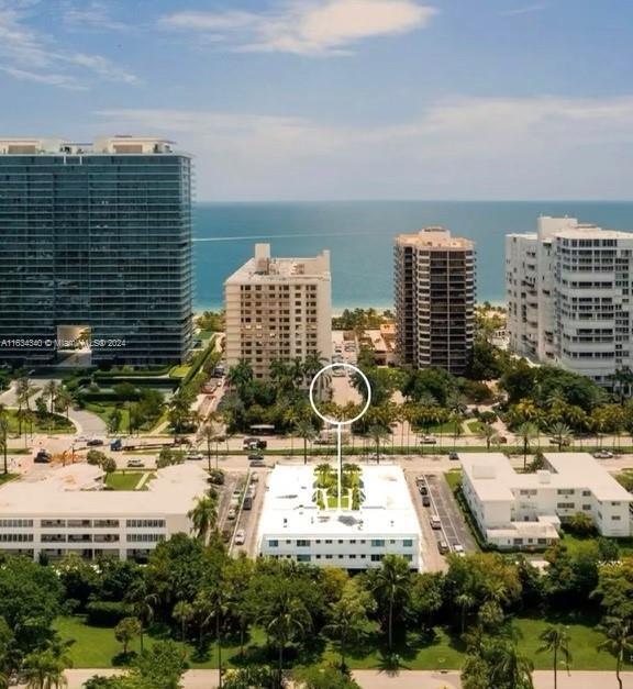 Building Photo - 10178 Collins Ave