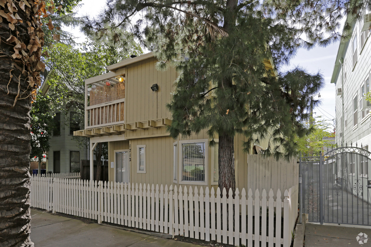 Building Photo - 1712 S St