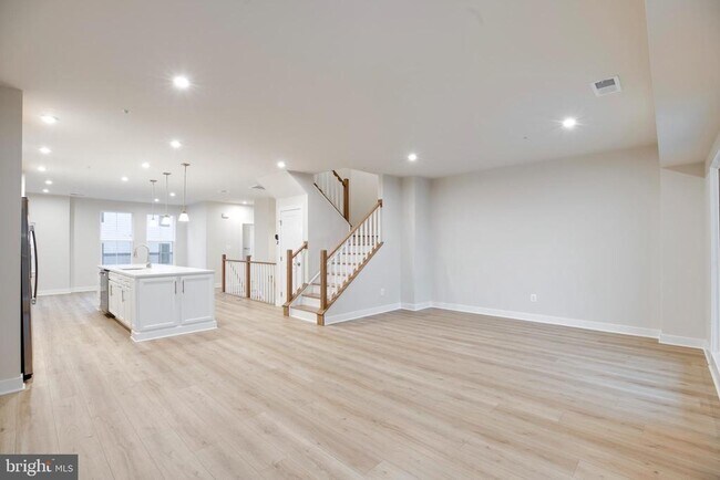 Foto del edificio - 4357 Black Tulip Wy