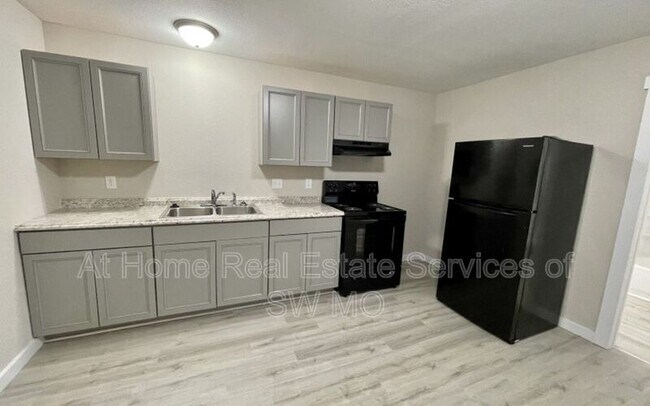 Foto del edificio - 501 S Scenic Ave