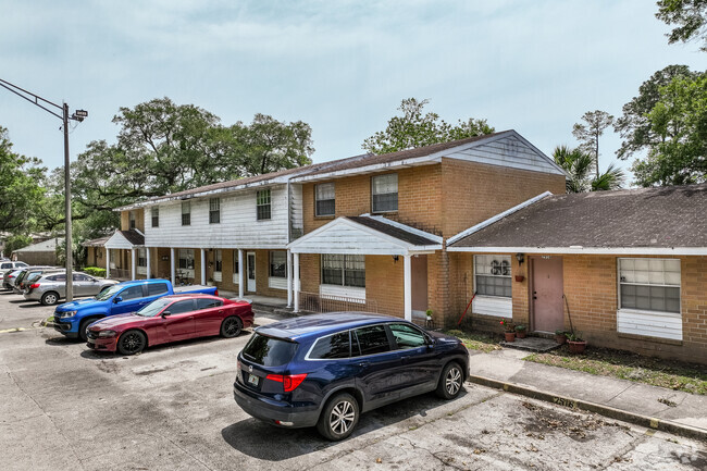 Building Photo - Clearview Townhouses