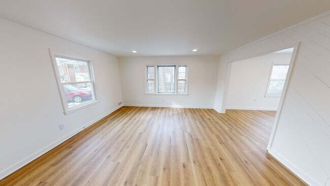 Building Photo - MOVE IN READY!! Freshly Updated 3-Bedroom Home for Rent on Allentown's South Side