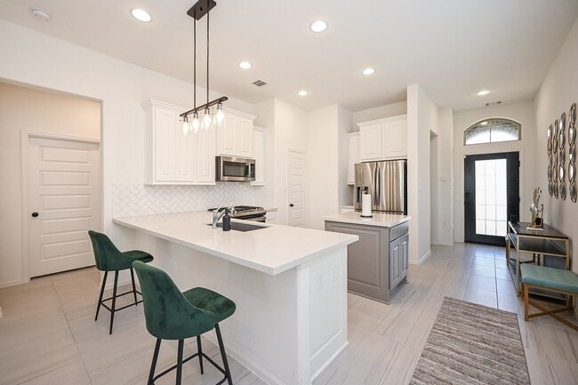 Building Photo - 29331 Mesquite Oaks Dr