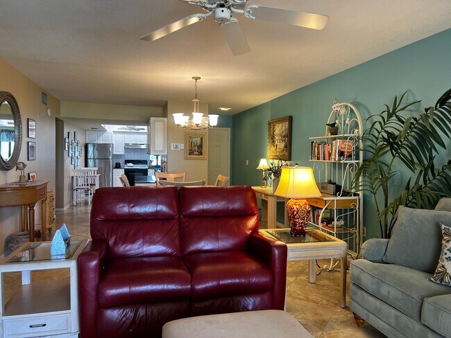 Foto del edificio - 700 Golden Beach Blvd