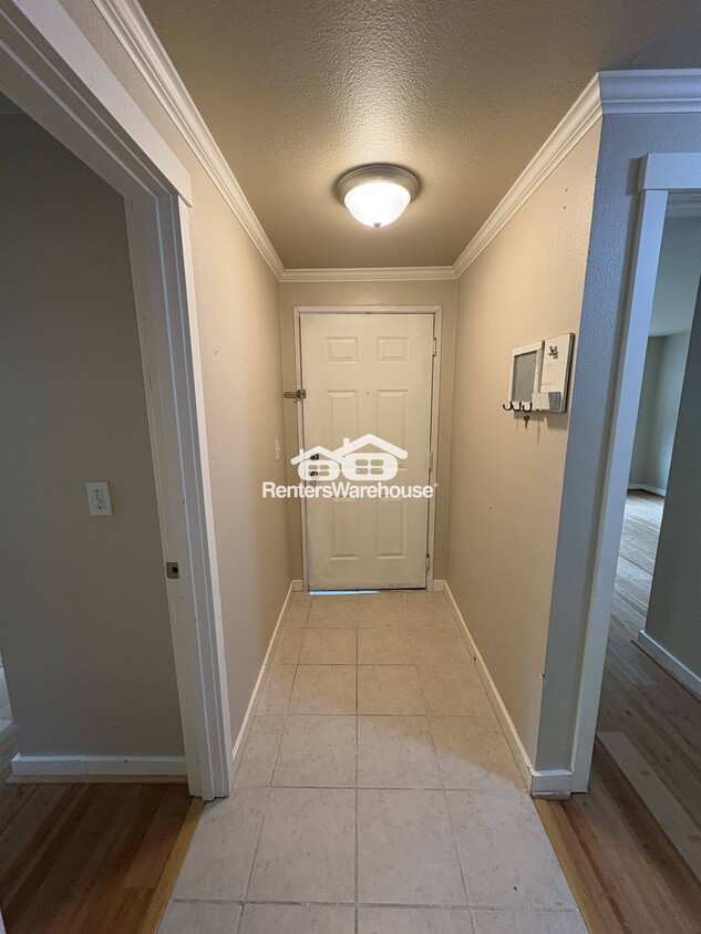 Foto principal - 9822 NE 122nd St
