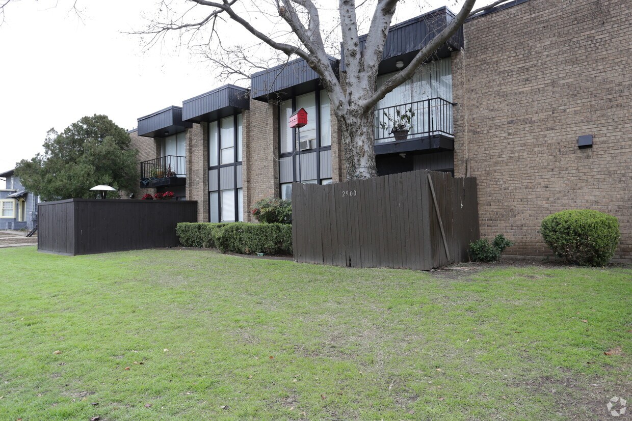 Canterbury Apartments - Esperanza Sober Living Apartments