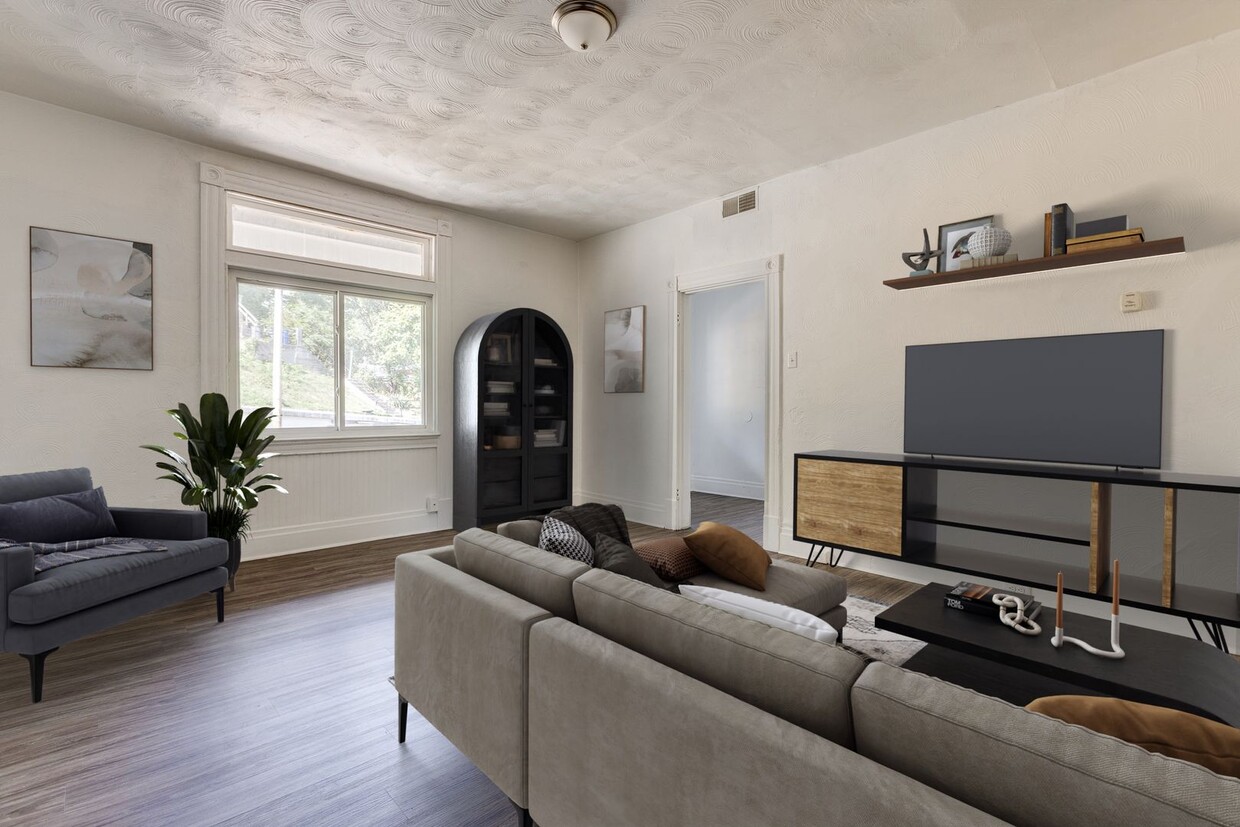 Foto principal - 2647 S 18th St
