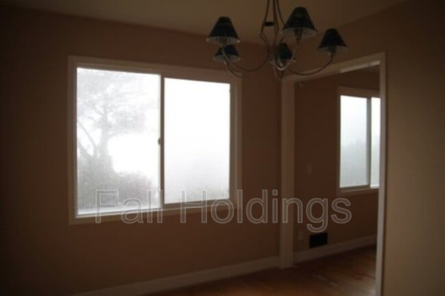 Building Photo - 626 Grizzly Peak Blvd