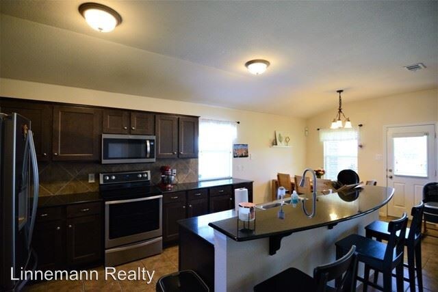 Building Photo - 3 br, 2 bath House - 603 Cattail Circle