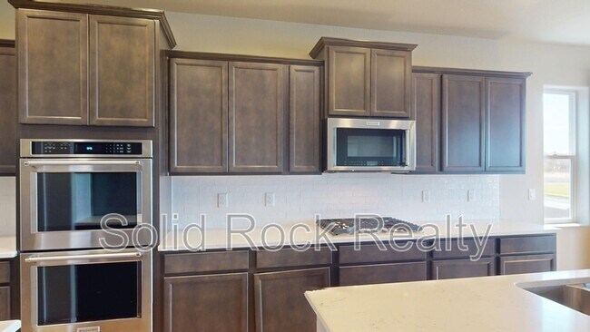 Building Photo - 10736 Hidden Brook Cir