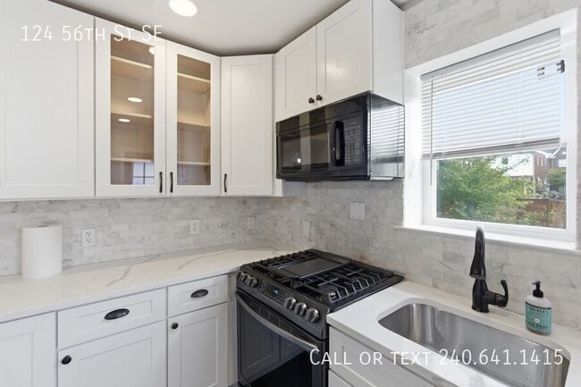 Photo - 124 56th St SE House