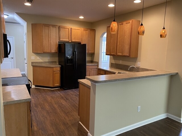 Building Photo - 2110 Thorn Hollow Ct