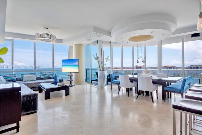 Foto del edificio - 100 South Pointe Dr