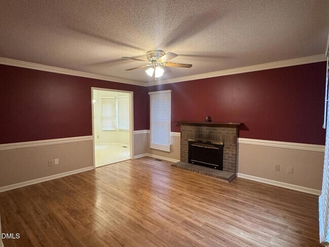 Building Photo - 5019 Simmons Branch Trail