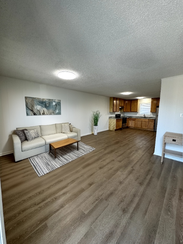 Building Photo - 100 Cheyenne Dr