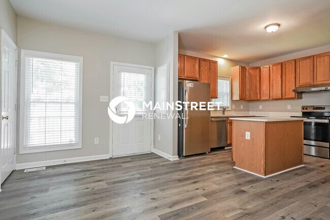Foto del edificio - 4 Bedroom Pet-Friendly Home in Durham, NC with Main Street Renewal