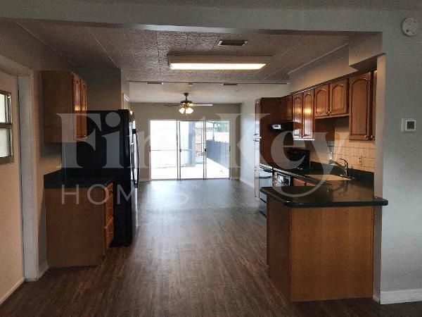 Foto del edificio - 4707 W Bay Ave