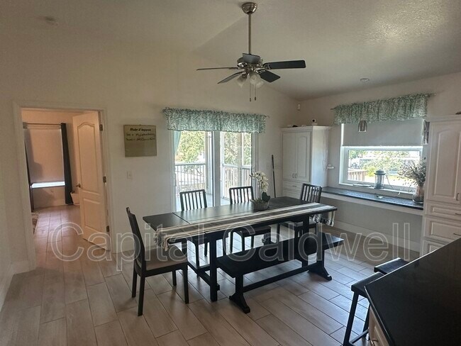 Foto del edificio - 4838 Grandview Ave