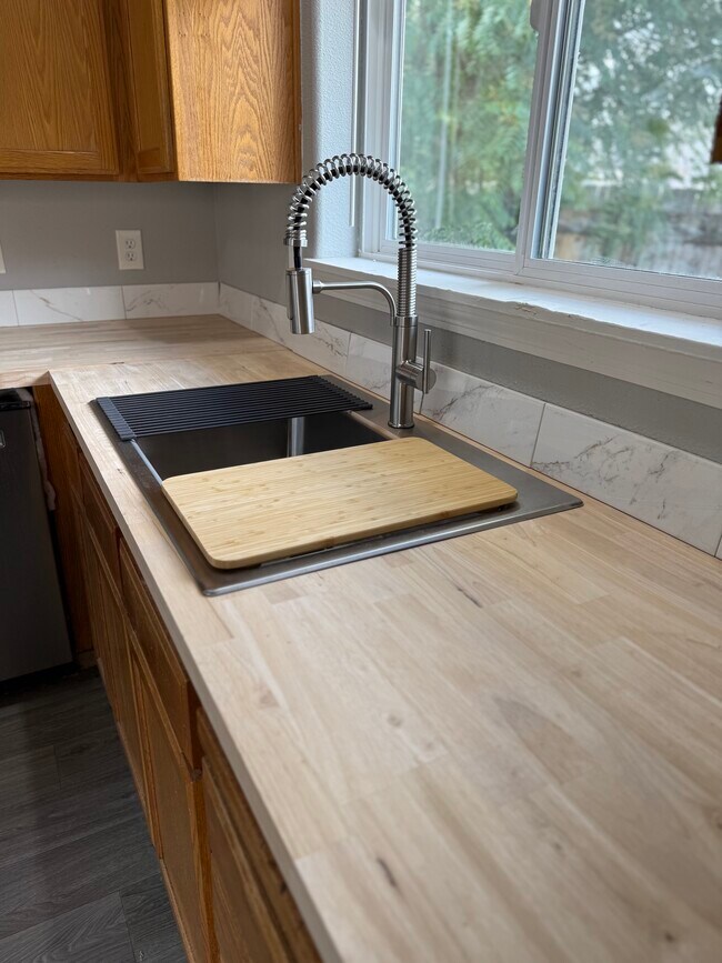 Foto del edificio - 5623 SE 84th Ave