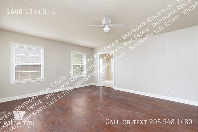 Building Photo - Newly Renovated Home in Rosewood Subdivisi...