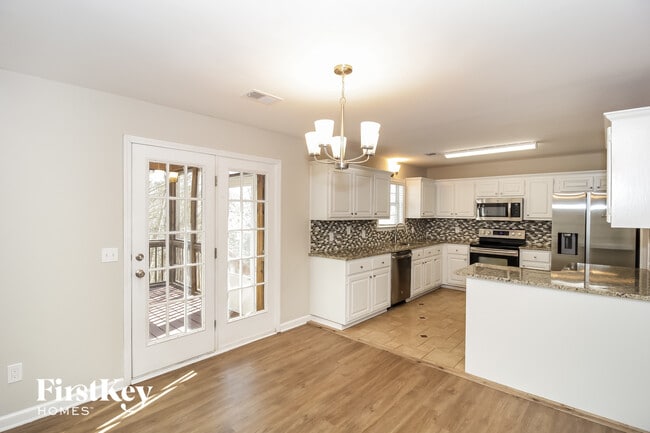 Building Photo - 14 Windcliff Ct SW