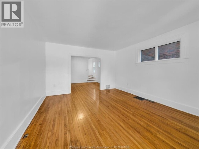 Building Photo - 973 Pelissier St