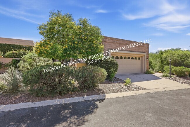 Building Photo - 7300 East Calle Alba Serena