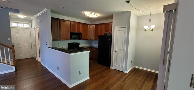 Foto del edificio - 43840 Hickory Corner Terrace