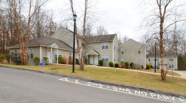 Building Photo - Norwich Woods apartments