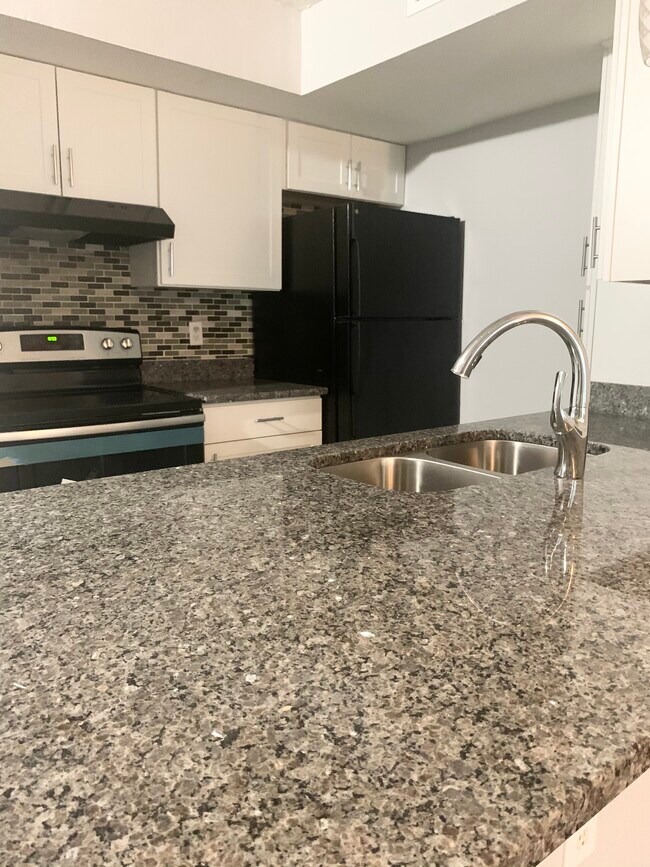 Foto del edificio - 405 Fountainhead Cir