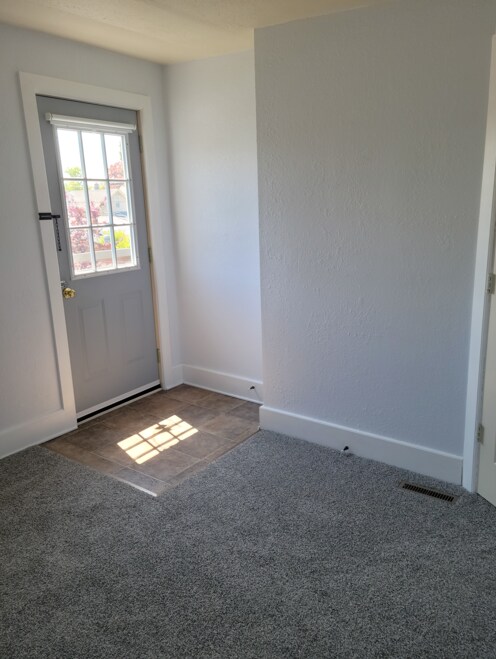 Upstairs 2nd Bedroom - 1007 Swift Ave