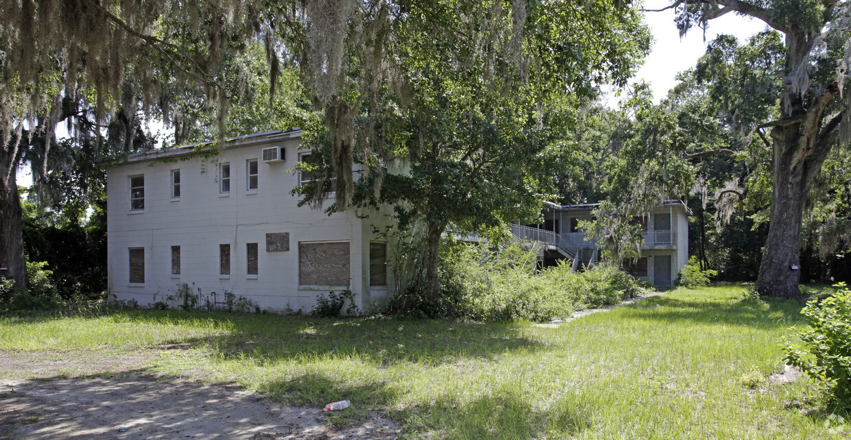 Building Photo - 699 SW Alachua St