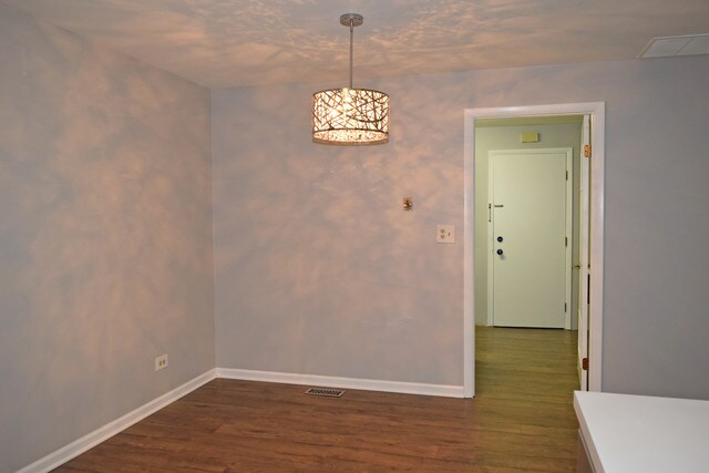 Building Photo - 123 Brewster Ct