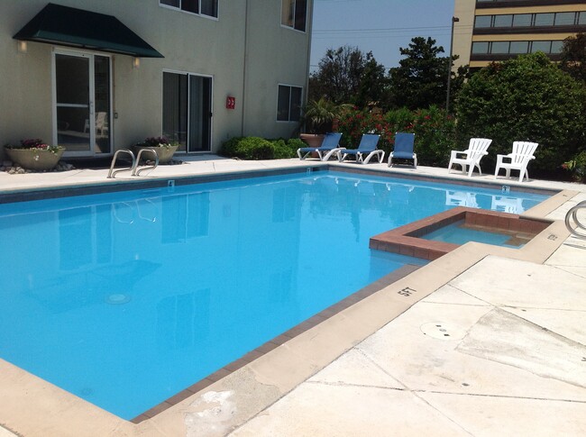 Pool for Our Guests - 304 28th St