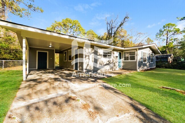 Foto del edificio - 522 Beaverbrook Dr