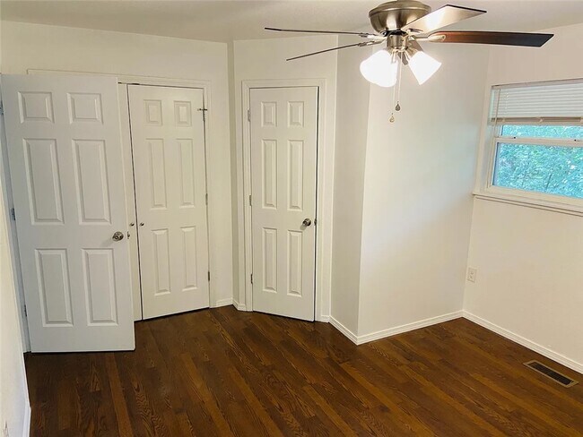 Building Photo - 9 Bewdley Cir