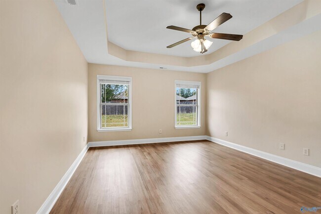 Building Photo - 115 Autumn Haven Ln