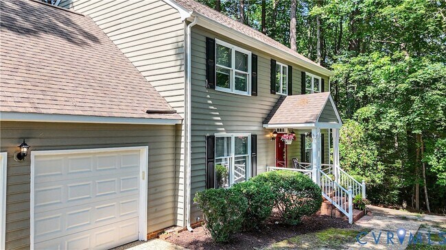 Foto del edificio - 107 Oak Ridge Ct