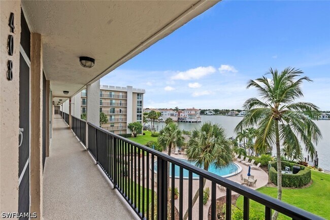 Foto del edificio - 3500 Gulf Shore Blvd N