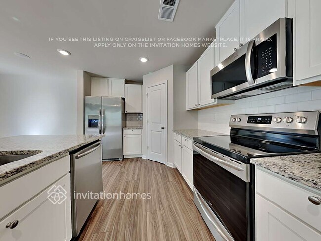 Foto del edificio - 4021 Autumn Frost Trl