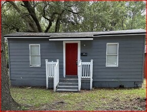 Building Photo - 2344 Johnson Ave