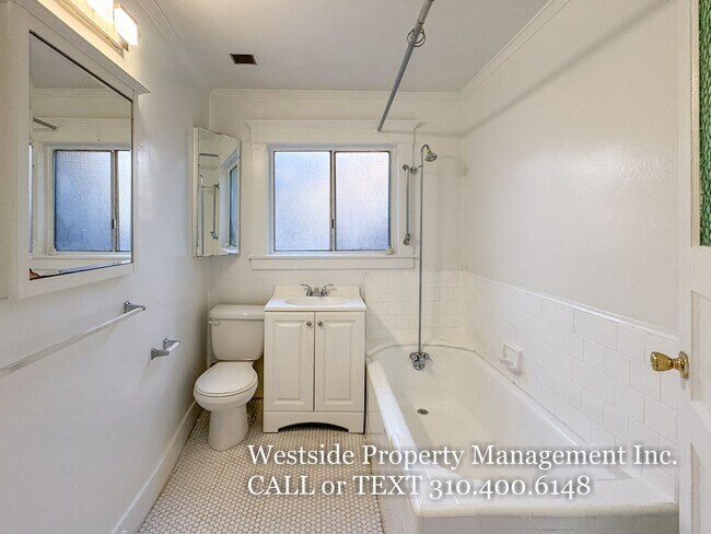 Foto del edificio - 1520 Andalusia Ave