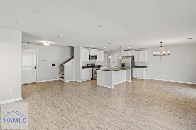 Building Photo - 141 Davila St