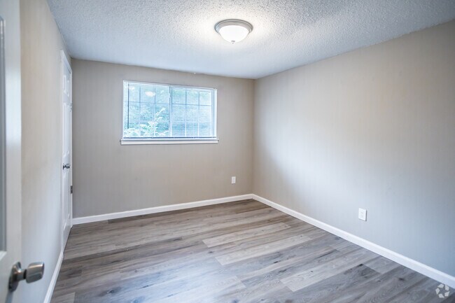 2HAB, 1BA - 620 ft² - Villages at Harrison Creek- $1000.00 off!
