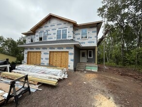 Building Photo - 4866 Idlewild St